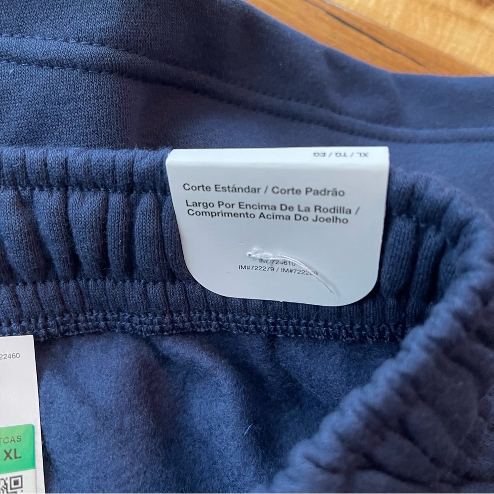 NWT Nike Men's Graphic Club Fleece Shorts - Picture 6 of 13